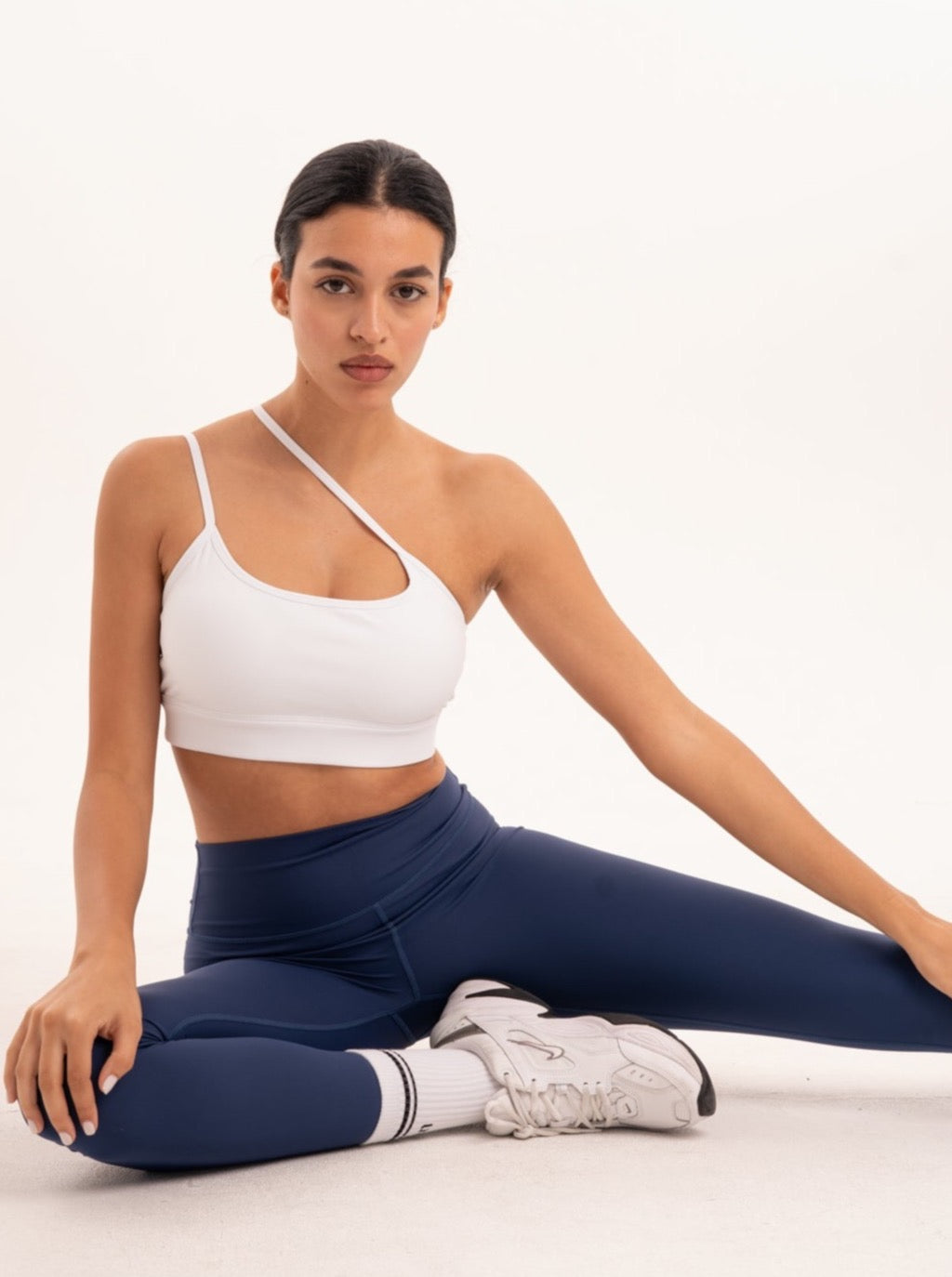 Thin Strap One Shoulder Bra, White